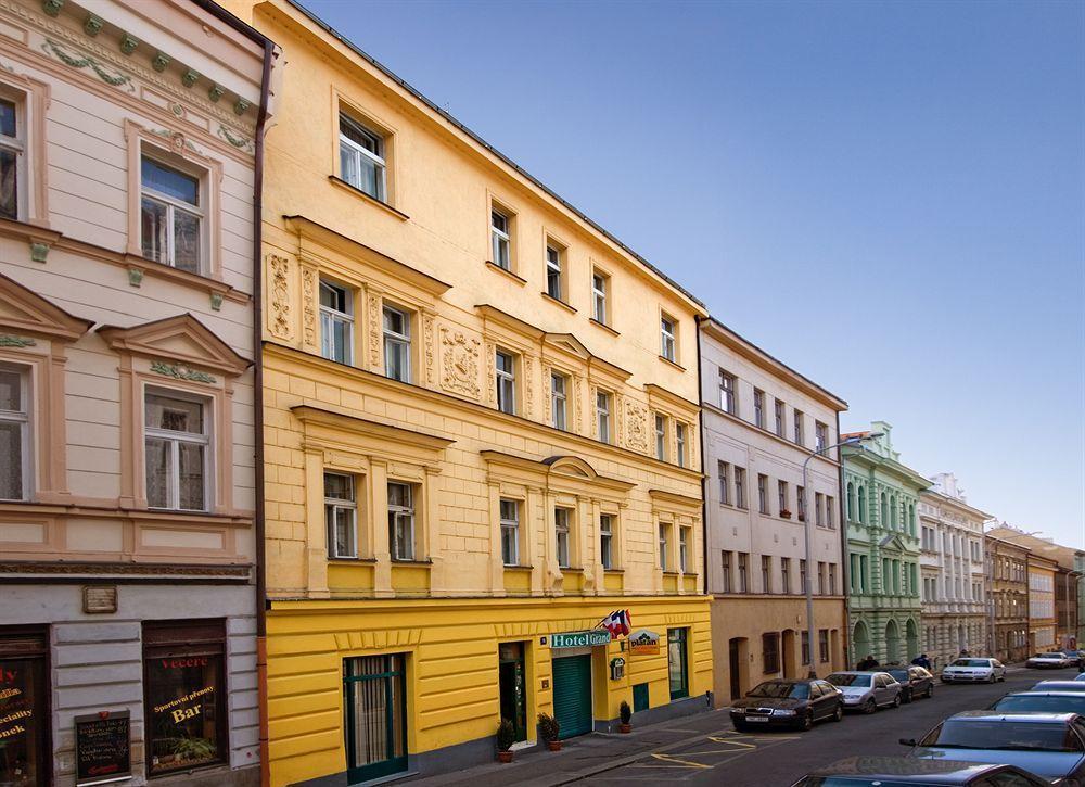 Apartment House Zizkov Prag Exterior foto